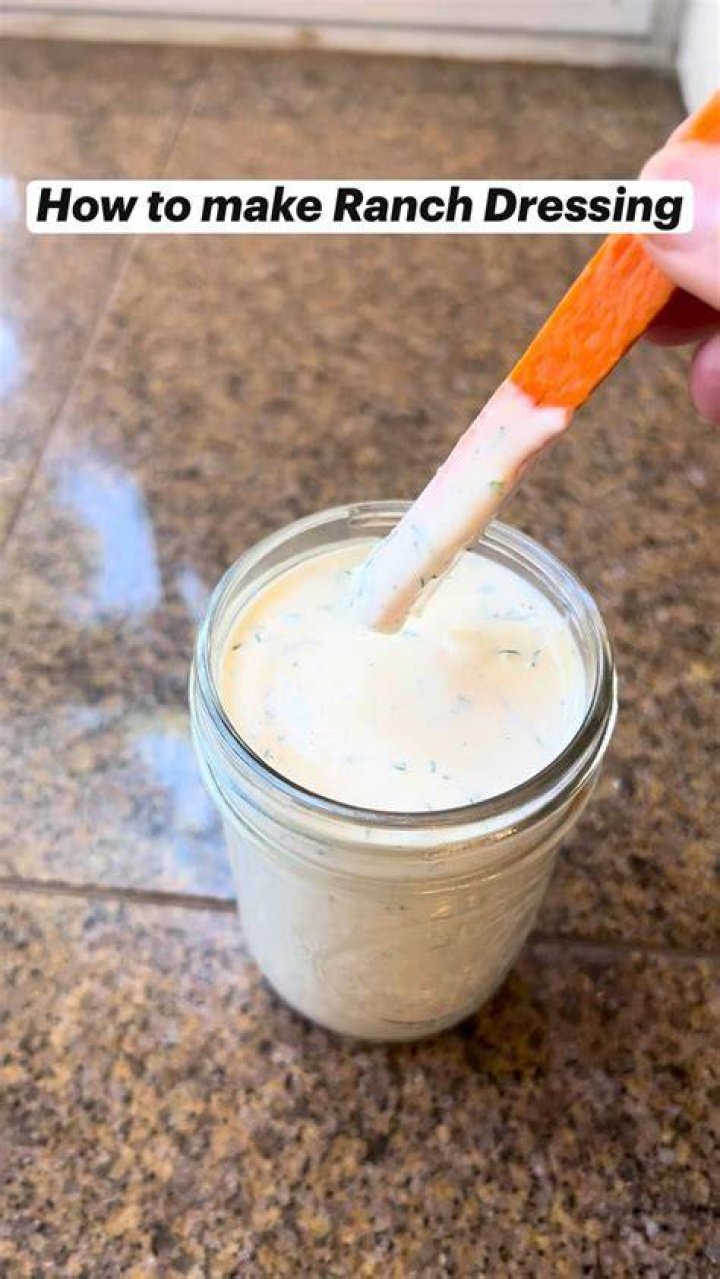 How to make a Ranch Salad in Disney Dreamlight Valley.